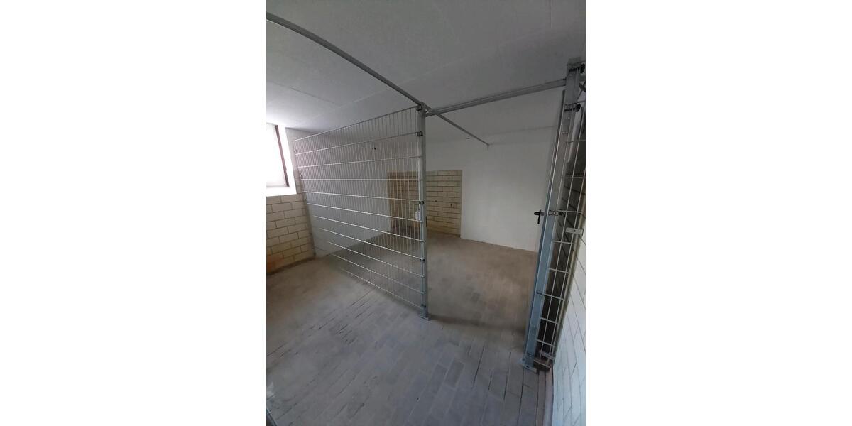 Etagenwohnung Drei Gleichen - 4 Zimmer, 120 m&sup2;, 1.200&euro; | Angebot:24870061