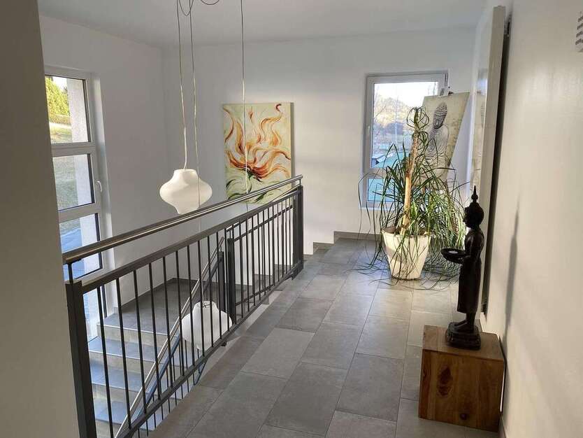 Büro in Egloffstein 790 € 92 m² zimmer