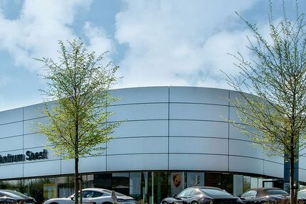 Porsche Taycan 18.990 km 76.666 &euro; Soest 59494