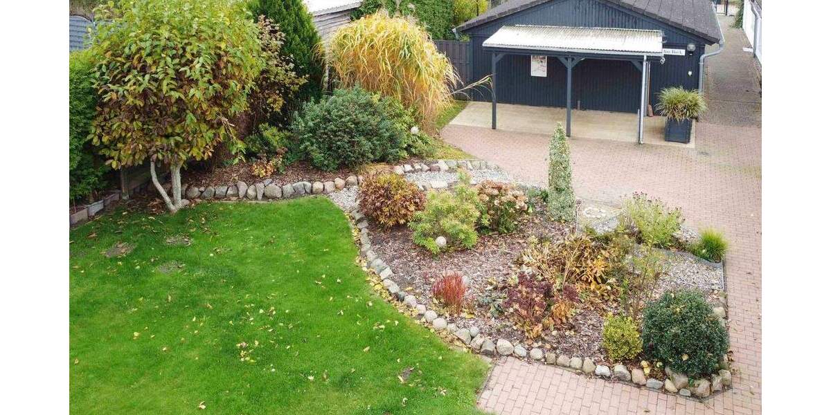 Seltene Gelegenheit in Stralsund: DHH in beliebter Lage mit großem Grundstück 3 zimmer