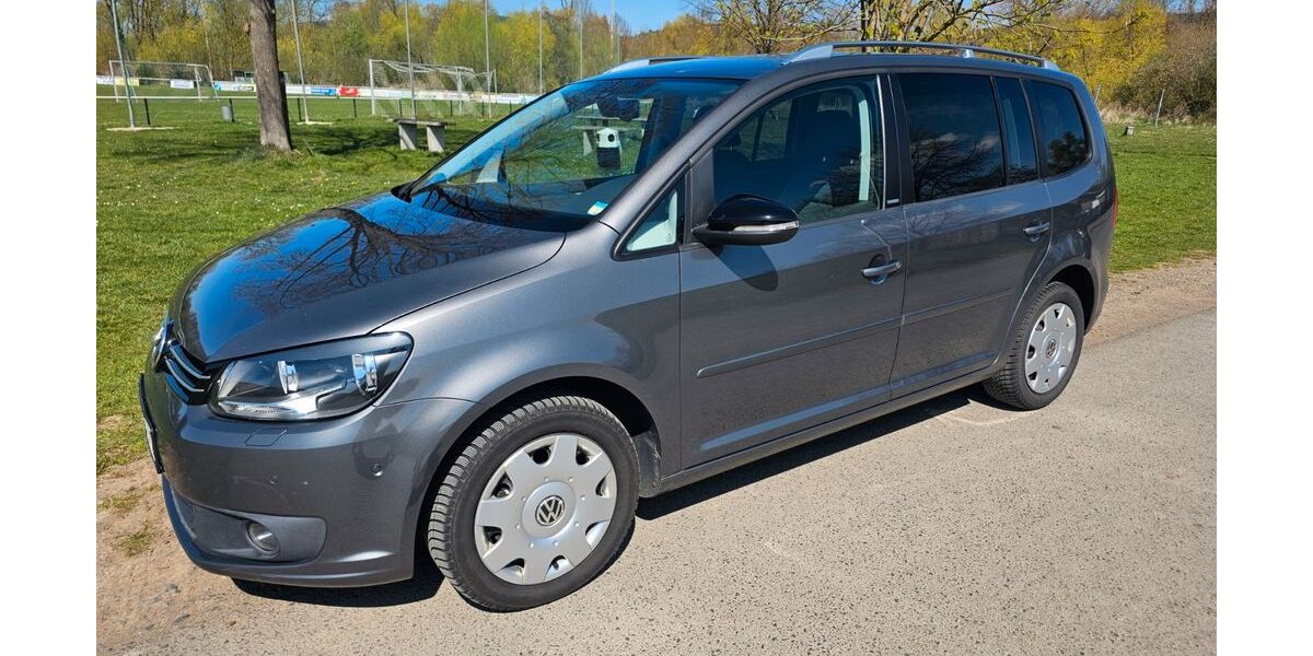 VW Touran 76.500 km 11.999 &euro; Bad Wildungen 34536