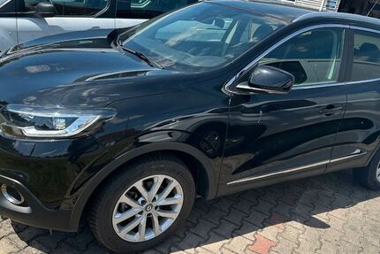 Renault Kadjar 39.000 km 9.999 &euro; frankfurt am main 60311