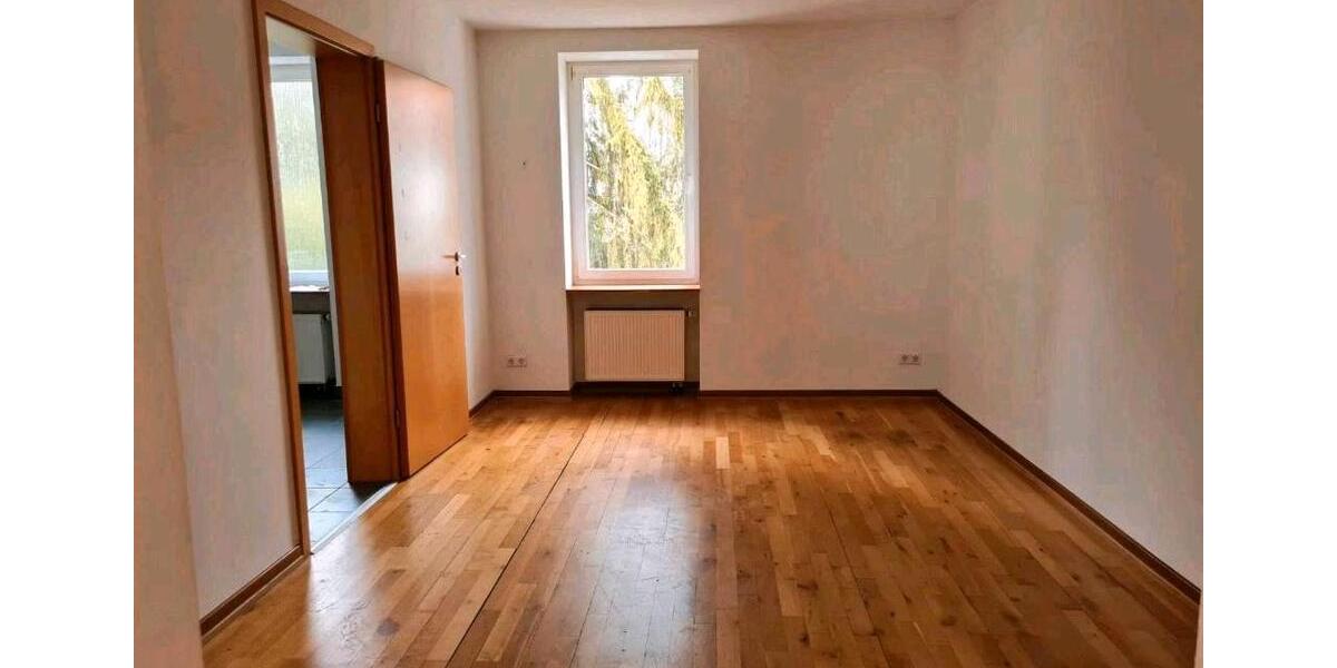 Maisonettenwohnung Püttlingen - 3 Zimmer, 100 m&sup2;, 750&euro; | Angebot:26051598