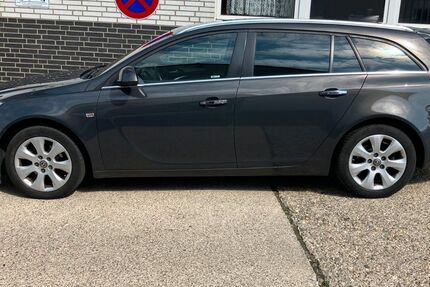 Opel Insignia 108.750 km 7.490 &euro; Hilden 40721