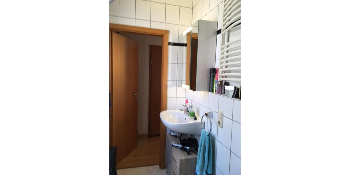 Etagenwohnung Waltershausen - 1 Zimmer, 40 m&sup2;, 300&euro; | Angebot:24794131