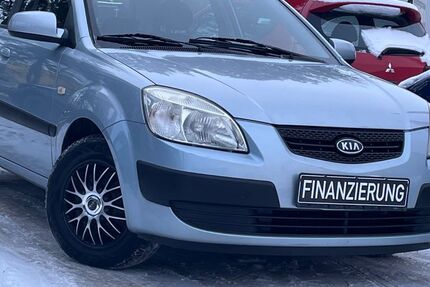 Kia Rio 127.000 km 2.499 &euro; Flintbek 24220