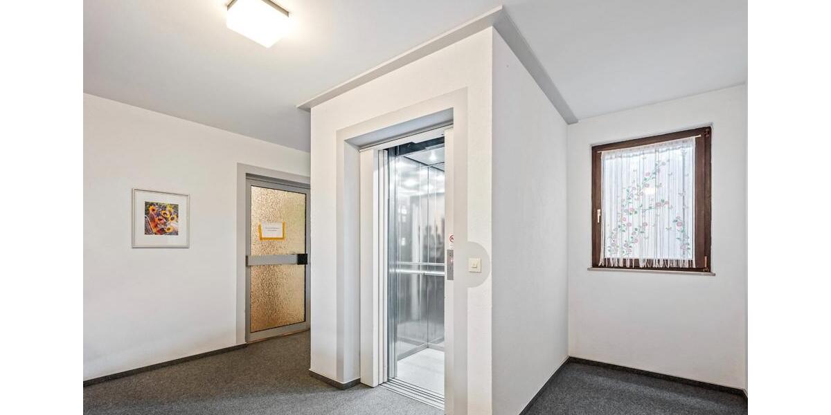 Terrassenwohnung Künzelsau - 4 Zimmer, 169 m&sup2;, 399.000&euro; | Angebot:24356130