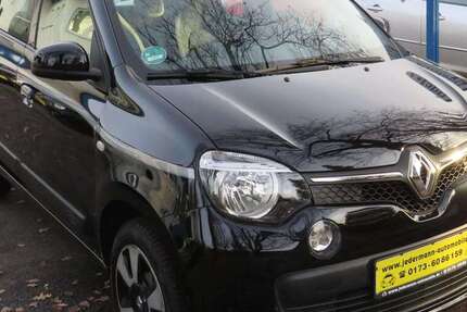 Renault Twingo 32.927 km 7.999 &euro; Michendorf 14552