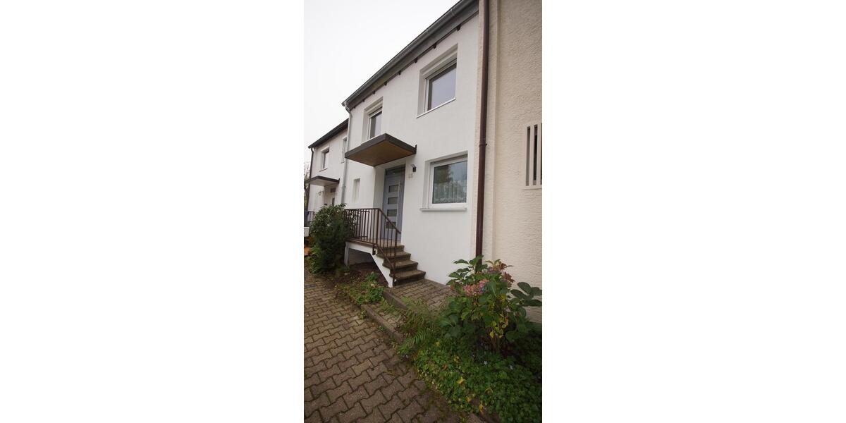 Reihenhaus Stuttgart Birkach - 5 Zimmer, 150 m&sup2;, 2.300&euro; | Angebot:25341214