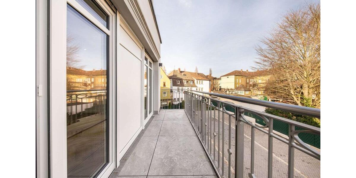 Etagenwohnung Bad Pyrmont - 5 Zimmer, 193 m&sup2;, 2.700&euro; | Angebot:24477824