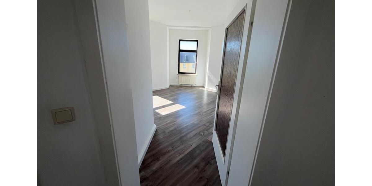 Etagenwohnung Plauen Bahnhofsvorstadt - 2 Zimmer, 59 m&sup2;, 275&euro; | Angebot:26637293