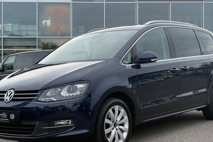 VW Sharan 2.0 TDI Highline DSG/NAVI/PANO/7-SITZER 172.360 km 16.900 &euro; Villingen-Schwenningen 78054