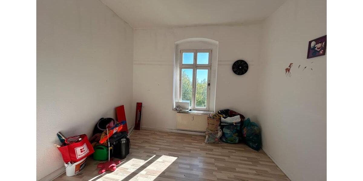 Etagenwohnung Eisleben (Lutherstadt) - 4 Zimmer, 105 m&sup2;, 595&euro; | Angebot:26407843