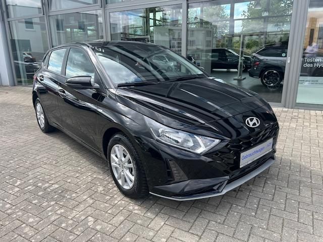 i20