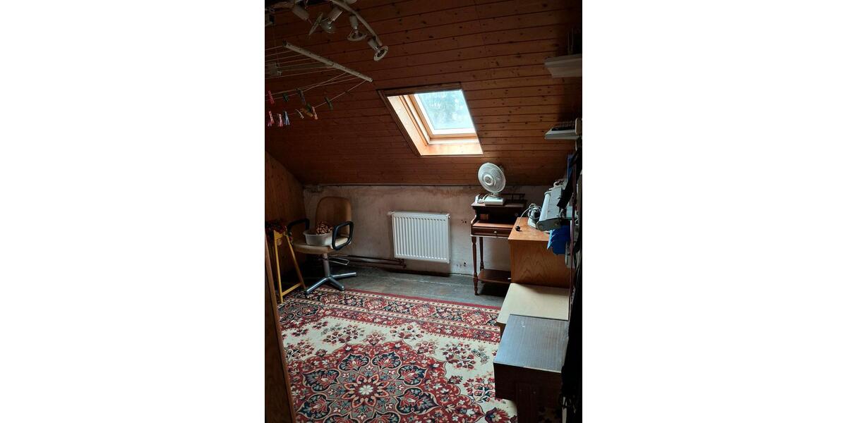 Reihenhaus Werdau - 5 Zimmer, 100 m&sup2;, 65.000&euro; | Angebot:24829937