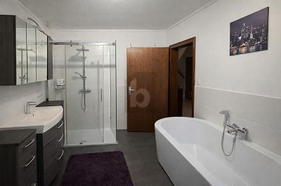 2 FAMILIEN UNTER EINEM DACH MIT BLICK INS GRÜNE - Zweifamilienhaus Lotte | Angebot:25051559