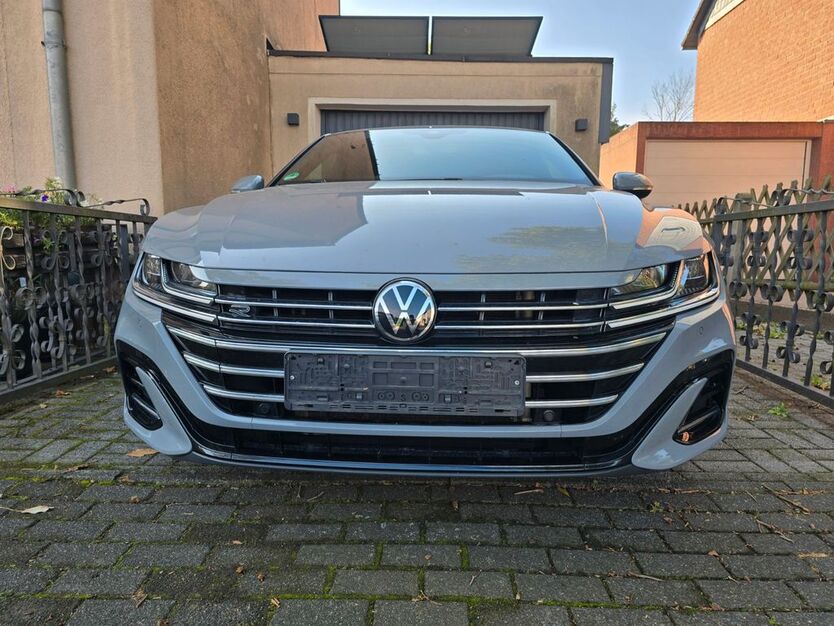 VW Arteon 57.000 km 33.400 € Castrop 44581