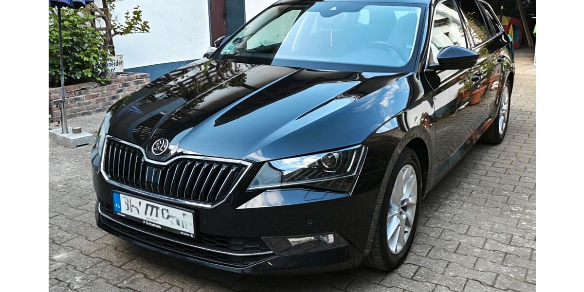 Skoda Superb 90.000 km 20.000 &euro; Rheinbach 53359