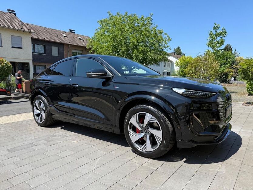 Audi Q6 e-tron 4.500 km 81.500 € Troisdorf 53840