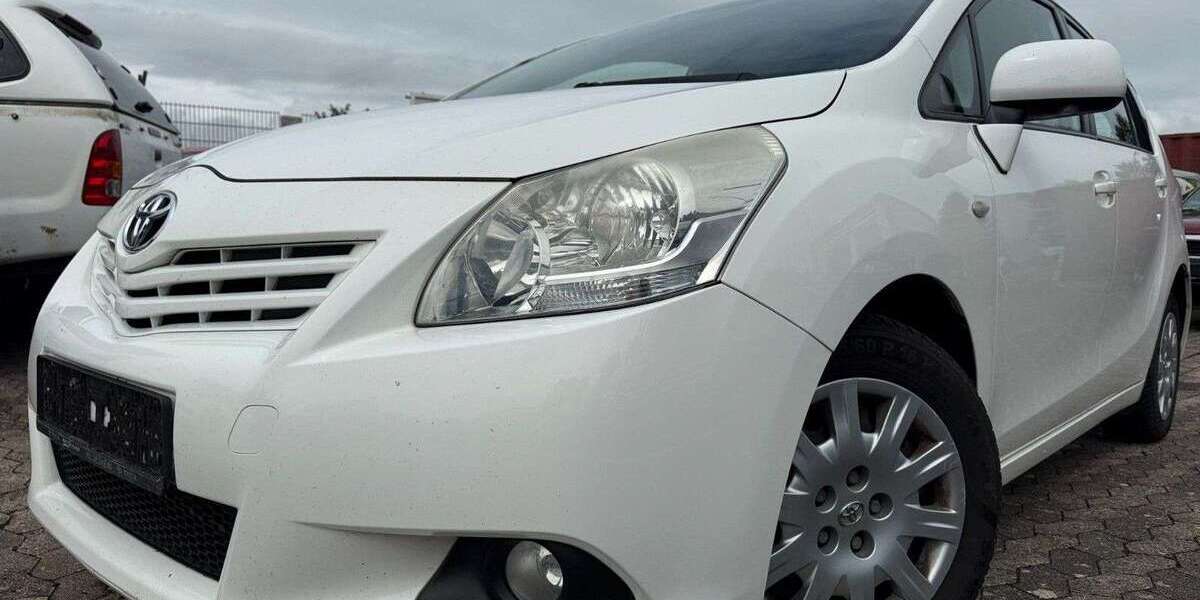 Toyota Verso 224.000 km 4.490 &euro; Hildesheim 31137