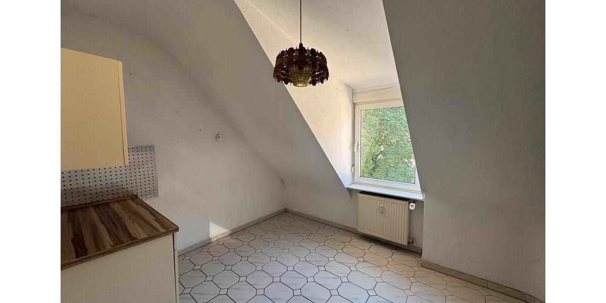 Dachgeschoßwohnung Ludwigshafen am Rhein Parkinsel - 3 Zimmer, 98 m&sup2;, 269.000&euro; | Angebot:26758770