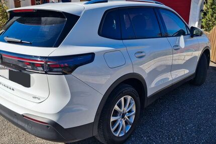 VW Tiguan 14.700 km 35.900 &euro; Garching Alz 84518