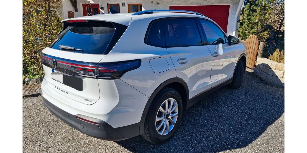 VW Tiguan 14.700 km 36.800 &euro; Garching Alz 84518