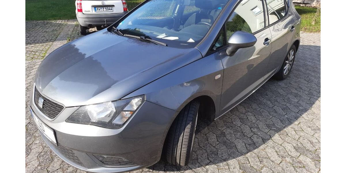 Seat Ibiza 82.000 km 7.000 &euro; Remagen 53424