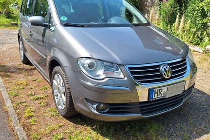VW Touran 321.000 km 1.950 &euro; Borken (Hessen) 34582