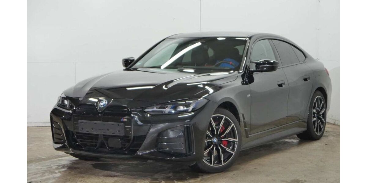 BMW i4 23.700 km 55.900 &euro; Dillingen 89407