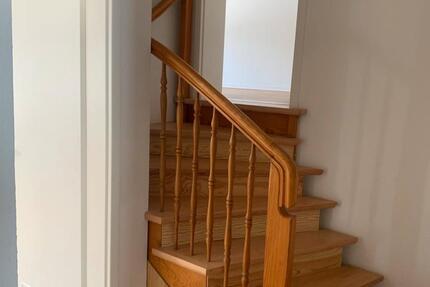 Wohnung Kaiserslautern - 3 Zimmer, 75 m&sup2;, 800&euro; | Angebot:25570752