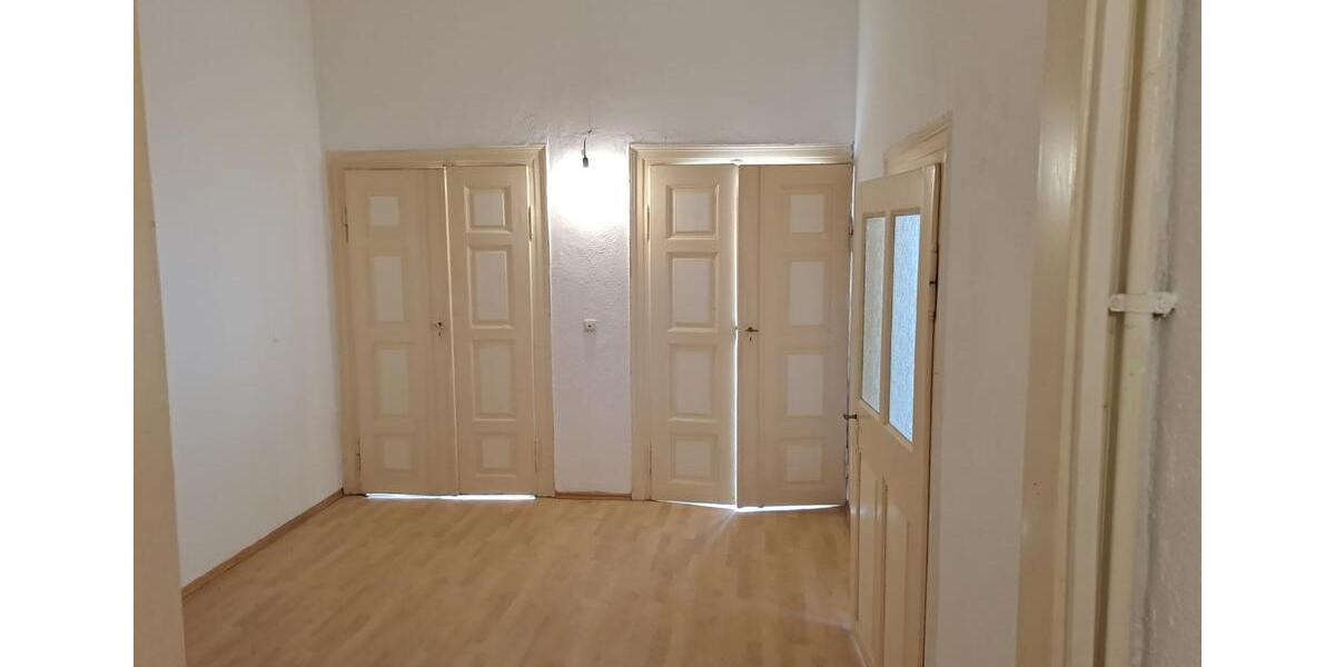 Etagenwohnung Leisnig - 3.5 Zimmer, 109 m&sup2;, 470&euro; | Angebot:25902802
