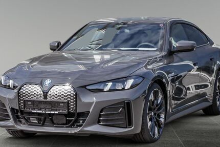 BMW i4 5.990 km 71.990 € Stade 21680