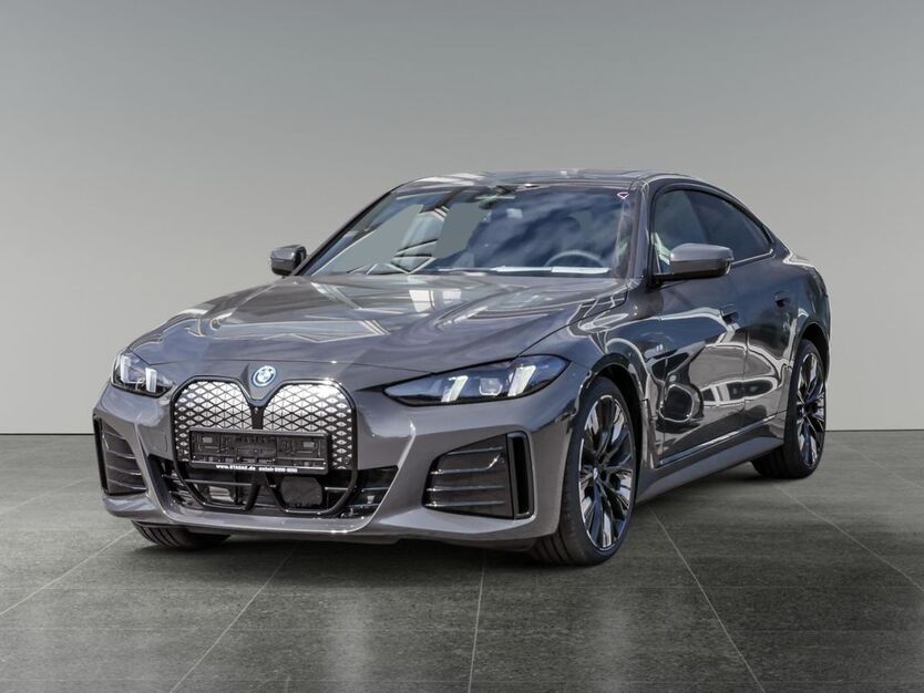 BMW i4 5.990 km 71.990 € Stade 21680