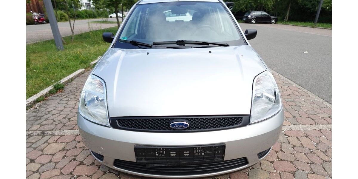 Ford Fiesta 81.520 km 3.490 &euro; Waldenbuch 71111