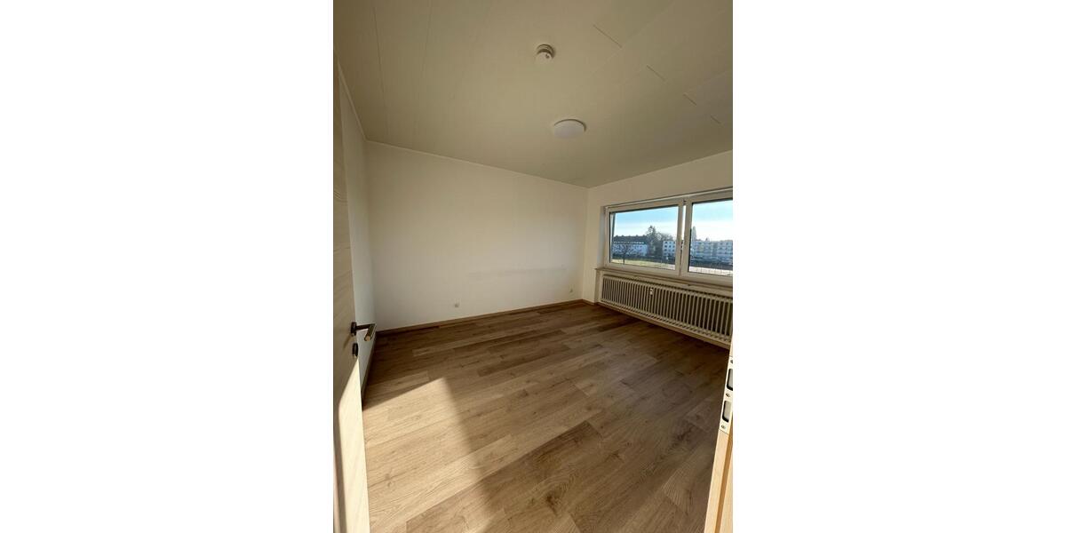 Etagenwohnung Marktredwitz - 3 Zimmer, 80 m&sup2;, 750&euro; | Angebot:25566436