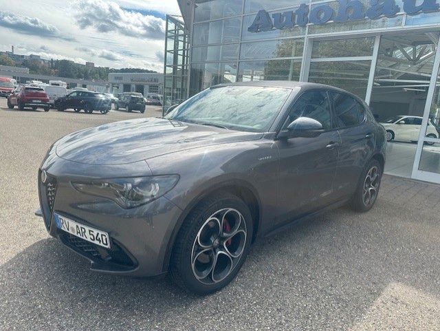 Alfa Romeo Stelvio 11.000 km 58.900 € Ravensburg 88212