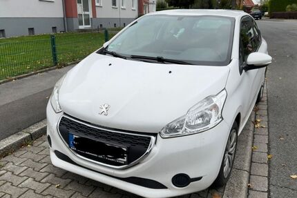 Peugeot 208 118.100 km 4.500 € Dortmund 44357