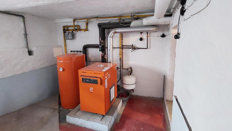 Mehrfamilienhaus, Wohnhaus Kassel Niederzwehren - 6 Zimmer, 148 m&sup2;, 375.000&euro; | Angebot:27016666