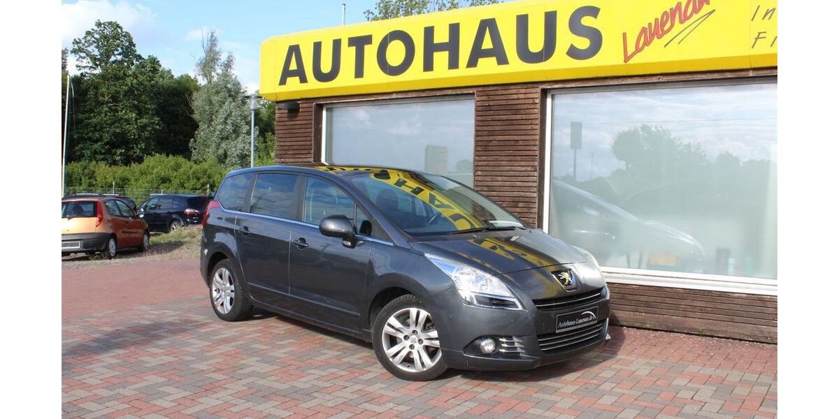 Peugeot 5008 162.000 km 2.980 &euro; Lauenau 31867