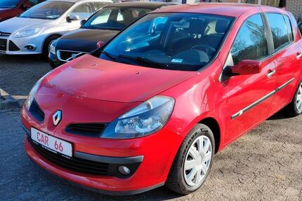 Renault Clio 176.800 km 1.890 € Buxtehude 21614