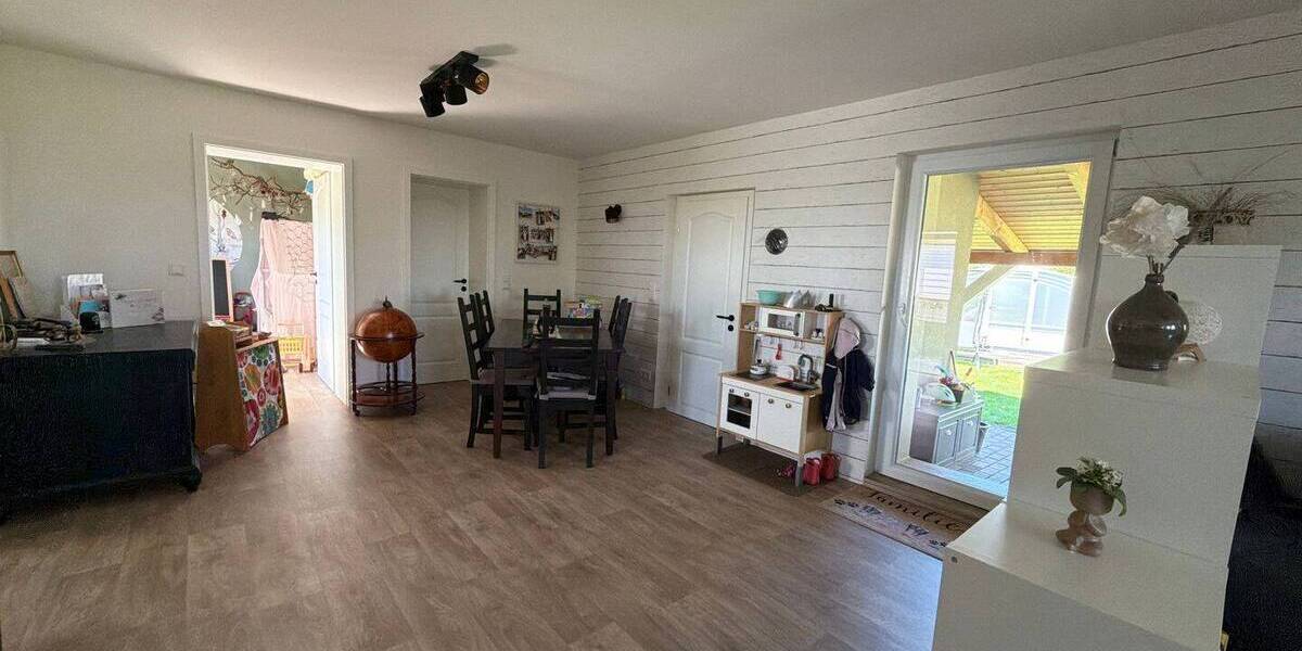 Bungalow Am Ettersberg - 3 Zimmer, 90 m&sup2;, 279.000&euro; | Angebot:26344017