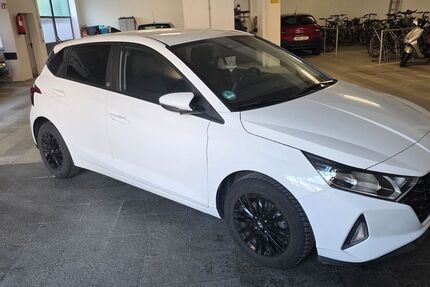 Hyundai i20 18.272 km 18.500 &euro; Schwaig 90571