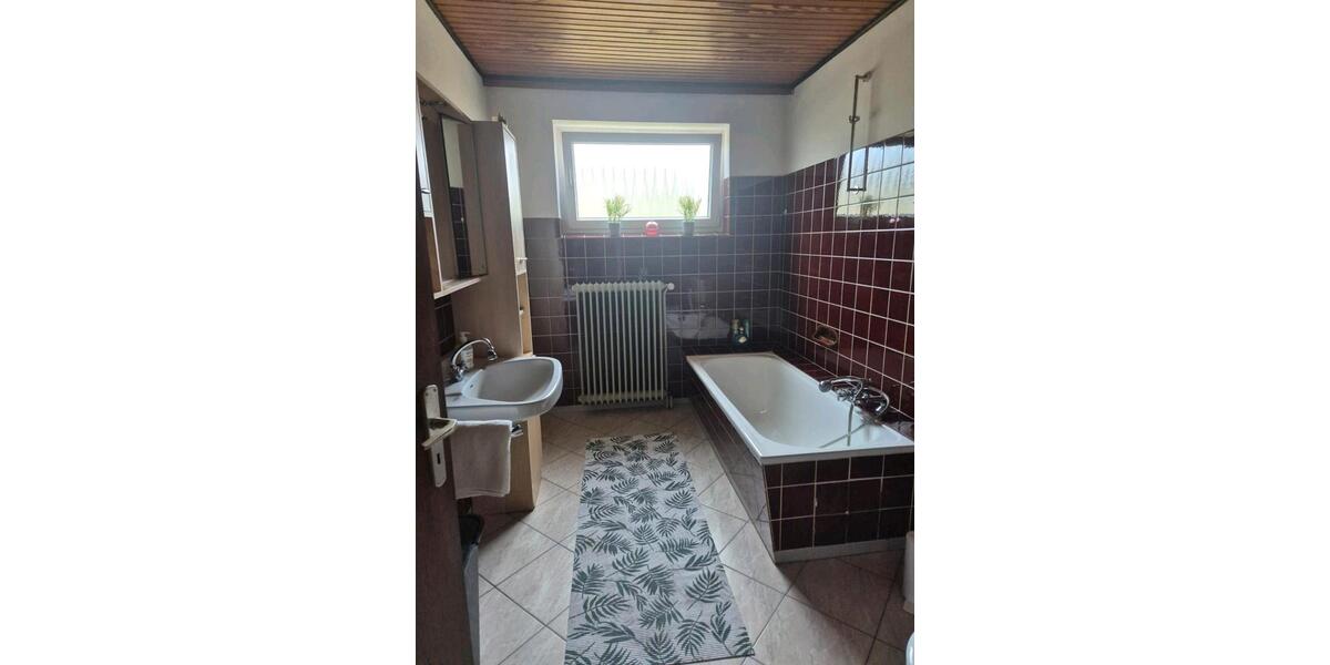 Bungalow Oldenburg Drielaker-Moor - 4 Zimmer, 120 m&sup2;, 1.650&euro; | Angebot:26004346
