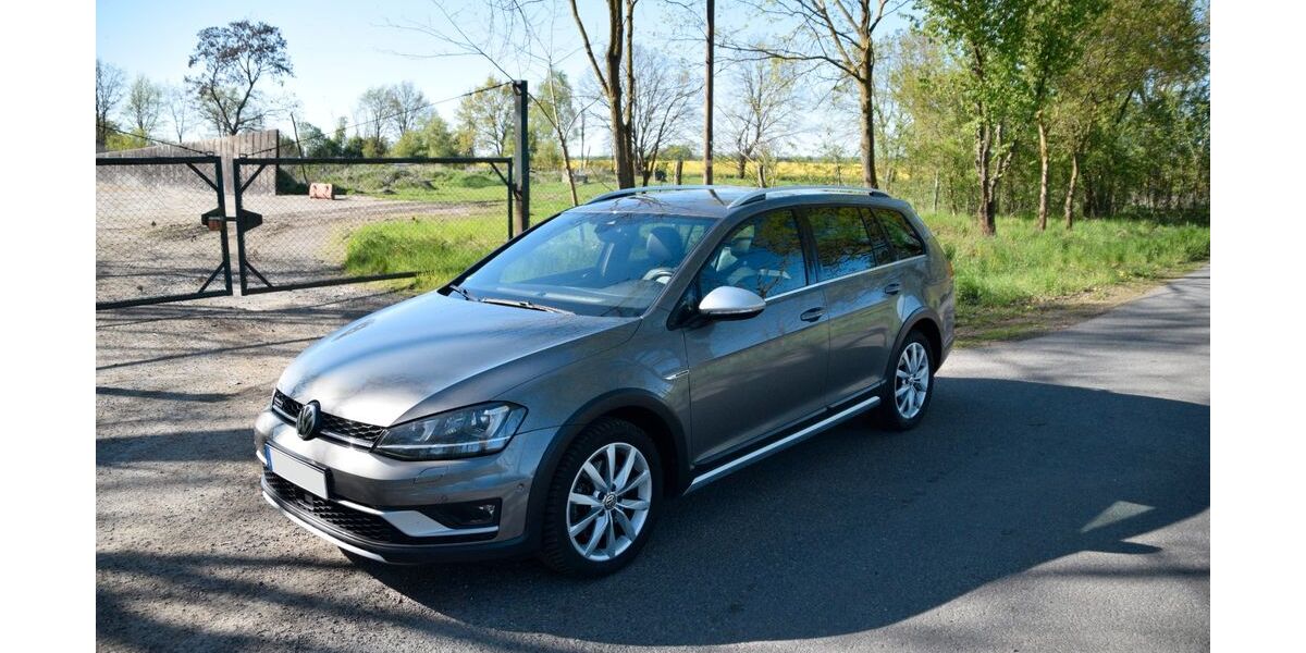 VW Golf 210.000 km 13.500 &euro; Steinhöfel 15518