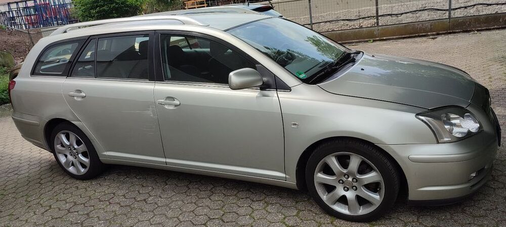 Avensis