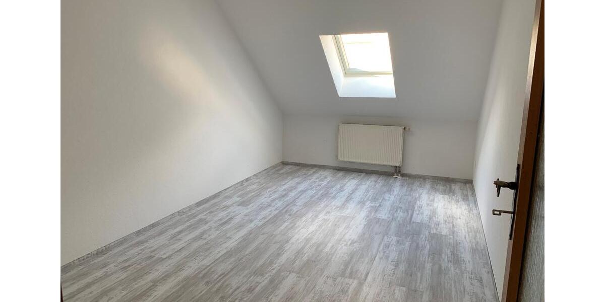 Etagenwohnung Spremberg - 2 Zimmer, 64 m&sup2;, 319&euro; | Angebot:23704738