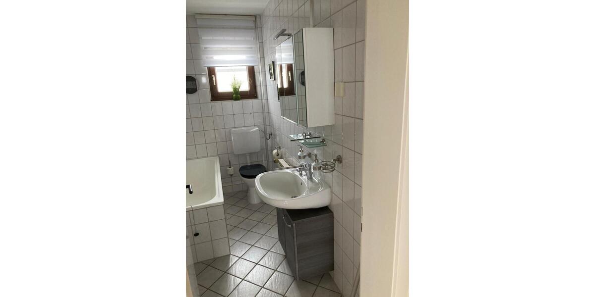 Etagenwohnung Lotte - 2 Zimmer, 68 m&sup2;, 600&euro; | Angebot:24743551