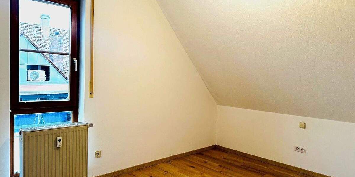 Etagenwohnung Langenzenn - 2 Zimmer, 45 m&sup2;, 129.000&euro; | Angebot:26930452