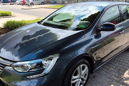 Renault Megane 58.300 km 9.400 &euro; Cadolzburg 90556